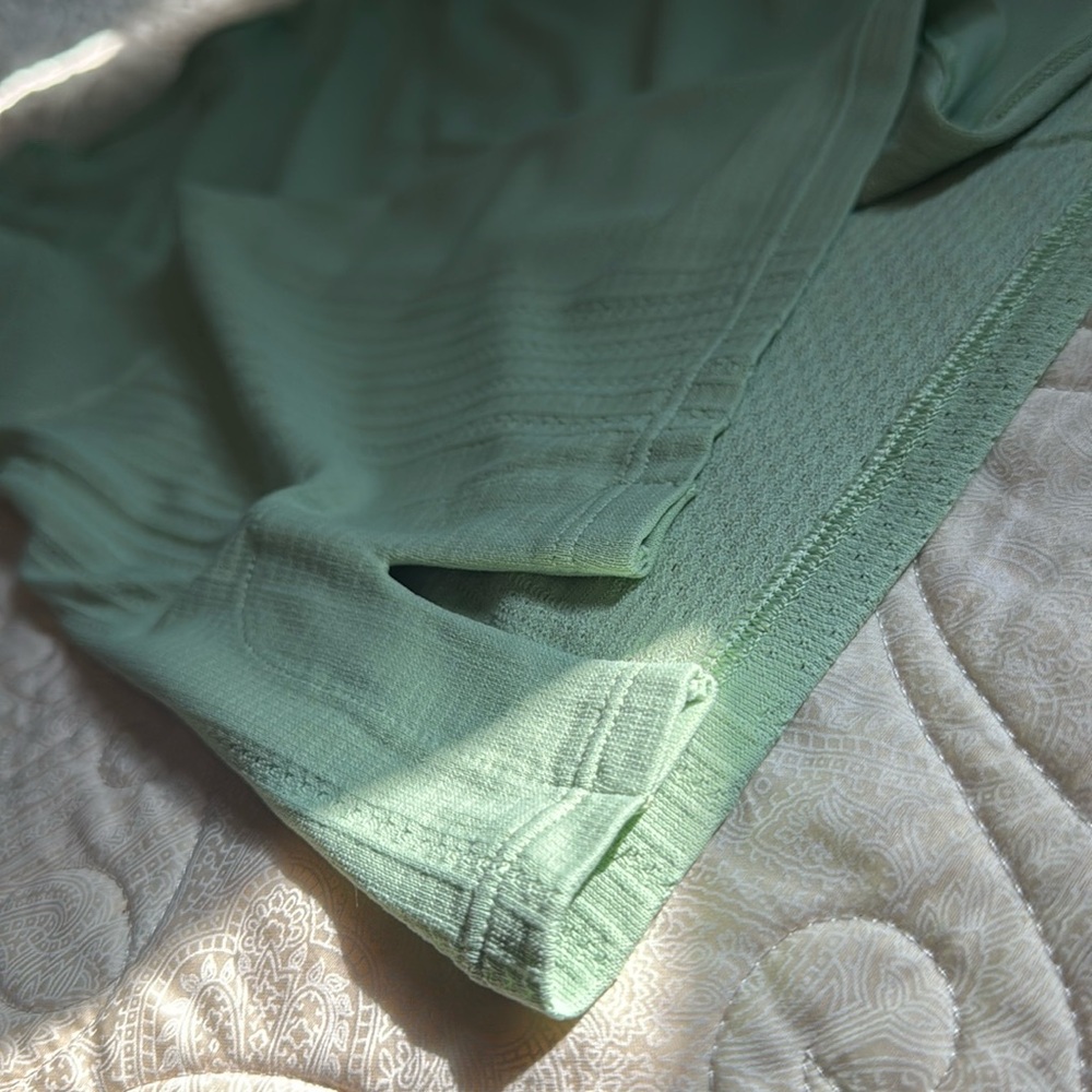 Lululemon Train to Be Tank in Light Lime Green. Size 10. - Picture 6 of 8